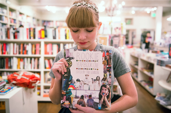 Tavi Gevinson con Rookie Yearbook 1